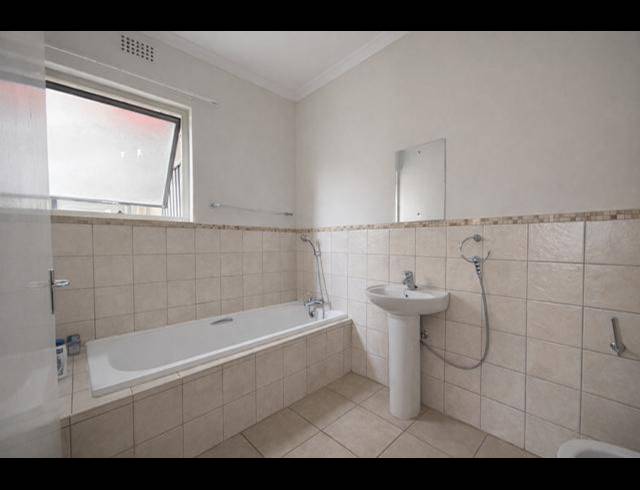 2 BEDROOM APARTMENT FOR SALE IN NOORDWYK